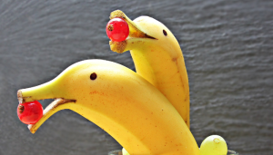 Cómo hacer decoraciones de frutas